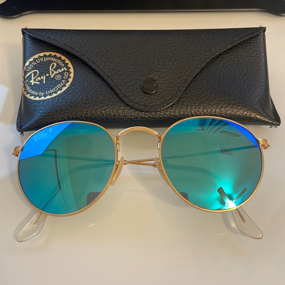 Ray-Ban